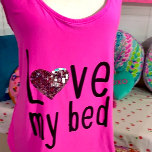 Grumpy & Gorgeous Barbie pink “Love My Bed” with silver sequin heart PJ top - Picture 2 of 8